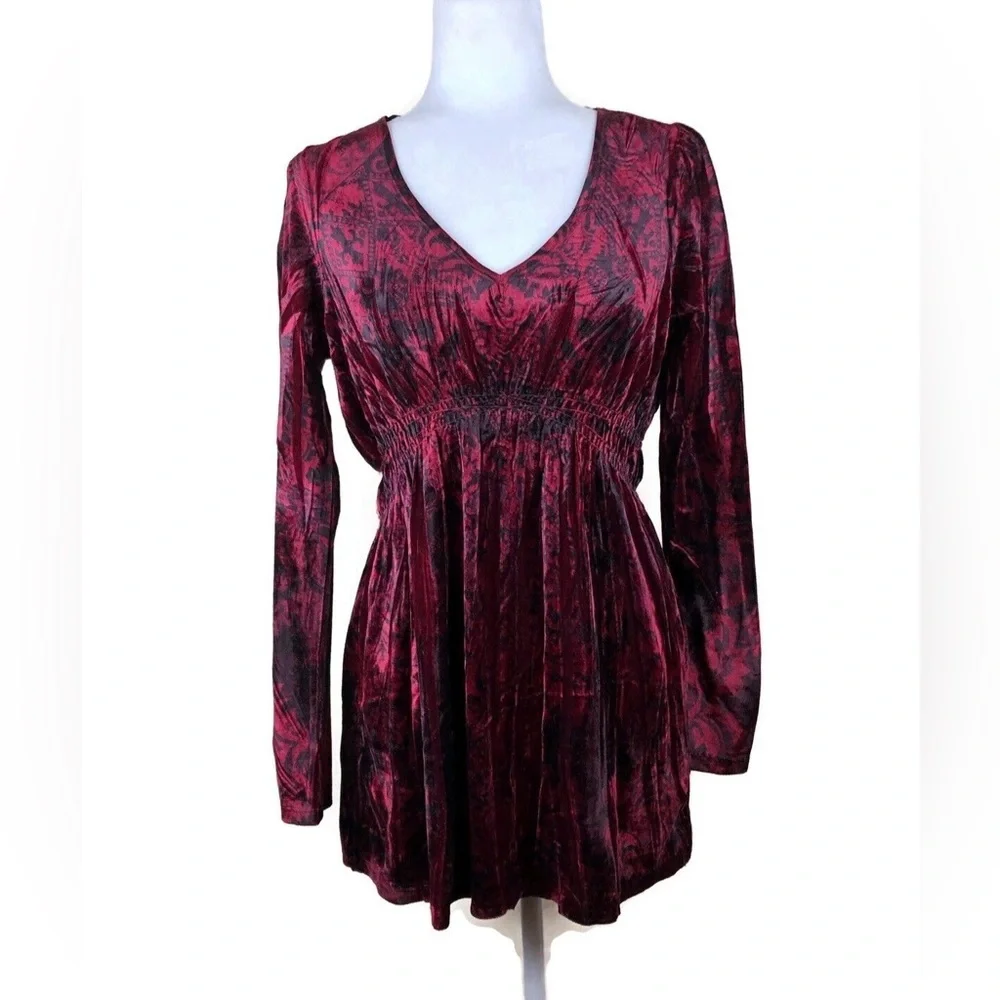 Apt. 9 Women’s Crushed Velvet Tunic Blouse - Red/Black